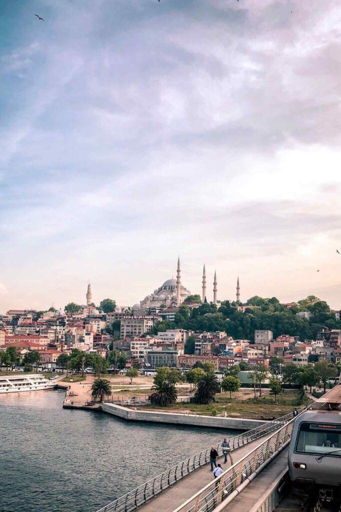 eSIM para Turquía de Holafly, datos, internet