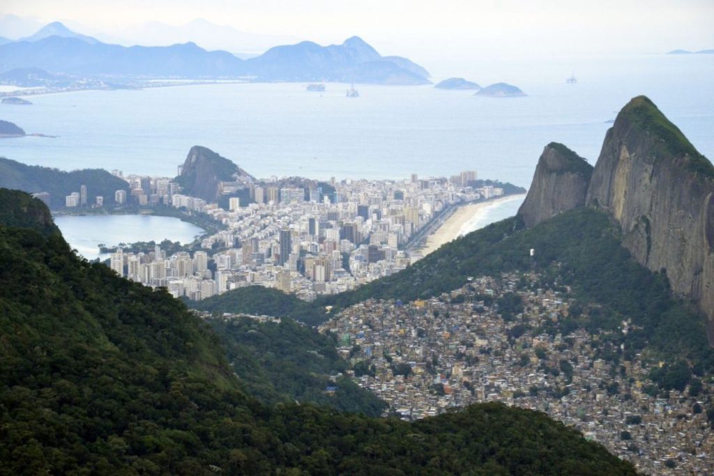 Vista panorámica Piedra Bonita en RJ 