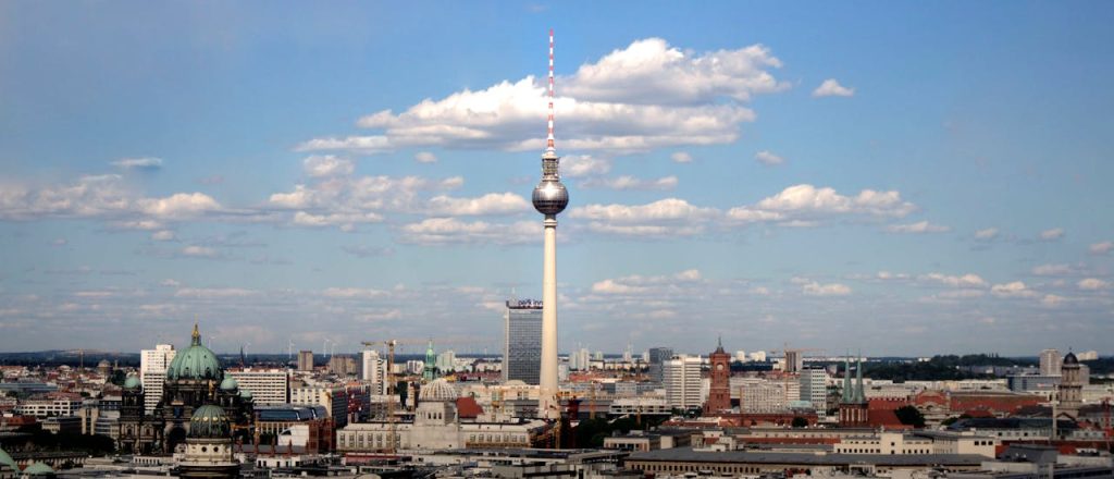 Vue aérienne de Berlin et de la tour de télévision