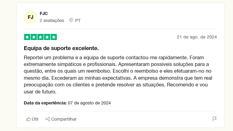 Avaliação da Holafly no Trustpilot. 