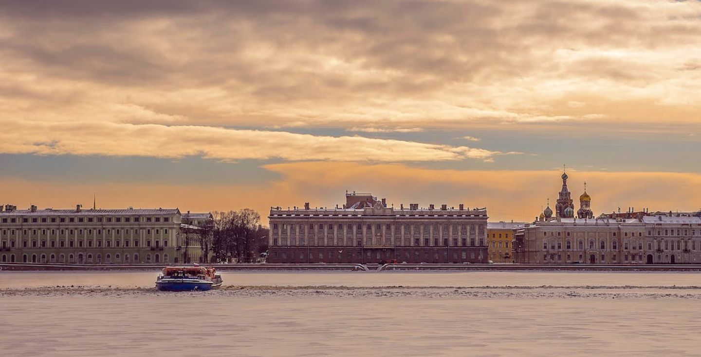 Use cell phone in Turkey How to do it? Holafly